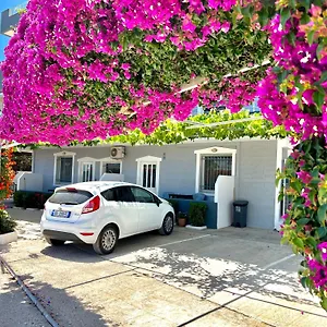 https://tomi-apartments.albaniahotels.org