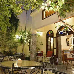 https://riad-jardin-chrifa.hotelfesmorocco.com